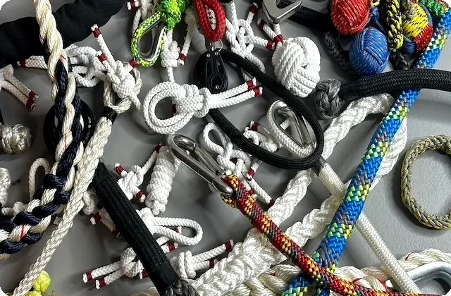 Taller de cabuyería y nudos marineros